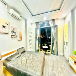 Luxury apartment cho thuê Căn hộ cao cấp gần Cầu Ông Lãnh