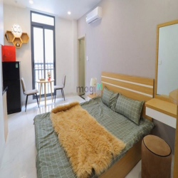 Căn hộ 1 Phòng Ngủ Ban Công Gần Kcx Tân Thuận Q7