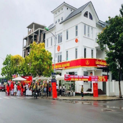 Cho thuê Lô góc mặt phố Vũ Phạm Hàm – Mặt tiền 22m – Giá thuê 80 triệu