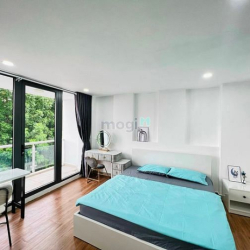 Căn hộ 1 Phòng Ngủ Ban Công Gần Kcx Tân Thuận Q7