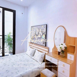 Toà CHDV MỸ ĐÌNH 8 tầng 12 Phòng cho thuê, gần ô tô, giá 10 tỷ