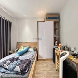 Bán căn Thích Quảng Đức, P5, Phú Nhuận 25m2 giá 2ty7 sổ sẵn