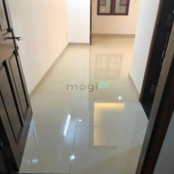 Cần cho thuê nhà MT 9A Giải Phóng P.4 Q.Tân Bình
