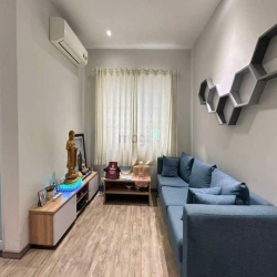 Bán căn Thích Quảng Đức, P5, Phú Nhuận 25m2 giá 2ty7 sổ sẵn