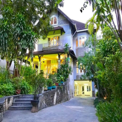 Bán Biệt Thự 150 Nguyễn Văn Hưởng, Thảo Điền. DT 17x40m 4 Tầng 249 tỷ