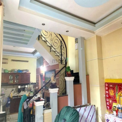 Nhà đẹp 4 tầng 69m2 - Ngang khủng 8.6m - Hẻm xe hơi - Chỉ nhỉnh 6 Tỷ