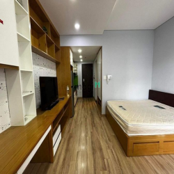 Căn hộ studio tại Orchard Garden, đầy đủ nội thất, tầng cao