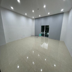 Cho thuê shophouse Nguyễn Cơ Thạch 6500$