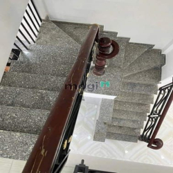 Bán căn Vườn Lài Quận 12 76m2 giá 1ty8 sổ sẵn