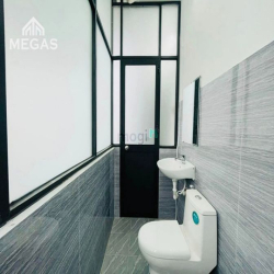 Penthouse View Kính - Ban Công - Đầy Đủ Tiện Nghi - Ngay Phan Văn Trị