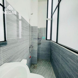 Penthouse View Kính - Ban Công - Đầy Đủ Tiện Nghi - Ngay Phan Văn Trị