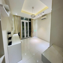 Cho thuê nhà nội thất cao cấp hẻm xe tải Hoàng Việt, Tân Bình