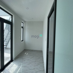 Nhà nguyên căn 400m2 mặt tiền đường Lê Hữu Kiều, Q2. Giá 55tr/th