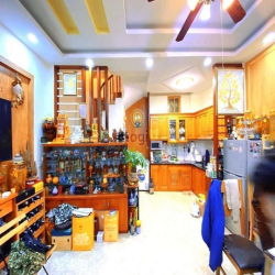 Bán nhà Thụy Khuê Tây Hồ, giá tốt nhất khu vực. 32m2x5 tầng. Giá 3.8tỷ