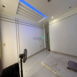 Cho Thuê Mặt Tiền Kinh Doanh CMT8, Q.3, 80m2(4x20), 6Lầu, Giáp Q.1