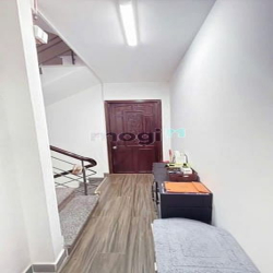 BÁN NHÀ MẶT TIỀN CHỢ HOÀNG HOA THÁM- Tân Bình- 48m2 - 3 tầng BTCT