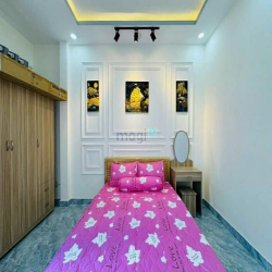 Chính chủ cần bán nhà Trần Quốc Thảo, P6 , Quận 3, 80m2, 2tỷ3, SHR