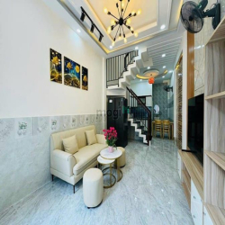 Chính chủ cần bán nhà Trần Quốc Thảo, P6 , Quận 3, 80m2, 2tỷ3, SHR