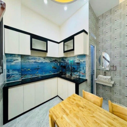 Chính chủ cần bán nhà Trần Quốc Thảo, P6 , Quận 3, 80m2, 2tỷ3, SHR