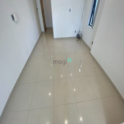 Văn phòng 40m2 trống suốt đường Nguyễn thị Minh Khai