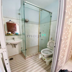 Xe Hơi Đỗ Cửa- TRẦN HƯNG ĐẠO- Q.1- DTS 120m2- 5 Tầng- Tặng Nội Thất