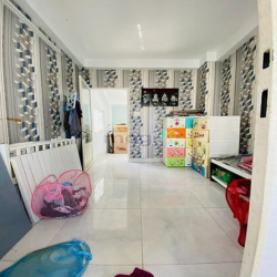 Xe Hơi Đỗ Cửa- TRẦN HƯNG ĐẠO- Q.1- DTS 120m2- 5 Tầng- Tặng Nội Thất