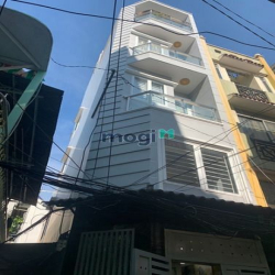 Xe Hơi Đỗ Cửa- TRẦN HƯNG ĐẠO- Q.1- DTS 120m2- 5 Tầng- Tặng Nội Thất