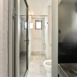 Căn 1PN bancong full Nt ở CMT8 Q3 gần CV Lê Thị Riêng Q10