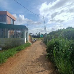 Bán đất Đức trọng  view Thấy Hồ DT 5x48m tc100m2 Cách Ql20 500m