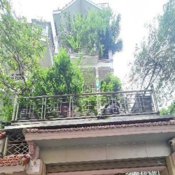 Nhà Sài Đồng, 100/120m2, 4T, mt5.5m, ô tô, gara, chia ô bàn cờ, 11.5tỷ