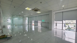 Cho thuê văn phòng Luxcity 528 Huỳnh Tấn Phát dt 119m2 .