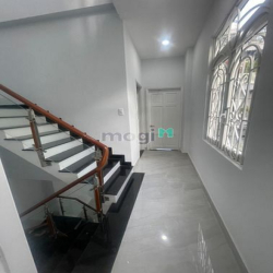 Nhà Nguyên Căn 220 Hoàng Hoa Thám, 4x15m,Trệt 2 lầu ST 4PN+4WC NT Cơ