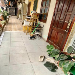 Bán gấp nhà Tập thể Đại học Sư Phạm phố Trần Quốc Hoàn, 1.38 tỷ, 40m2