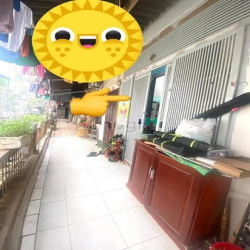 Bán gấp nhà Tập thể Đại học Sư Phạm phố Trần Quốc Hoàn, 1.38 tỷ, 40m2