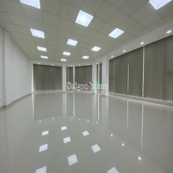 Cho thuê tòa VP góc 2MT hầm 7 tầng trung tâm Q2