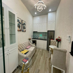 Căn hộ 1PN có cửa sổ lớn full nội thất Cao Thắng Quận 3