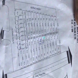 Bán nhà 8m x 23m. Mặt Tiền Làng Tăng Phú, Q9 . giá 23 tỷ 5