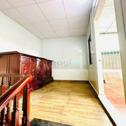 Bán Nhà 5 Tầng Ngõ 49 - Tổ 4 Thạch Bàn, Ngõ Thông, Gần Hồ Him Lam