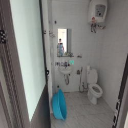 Cho thuê nhà KĐT Romantic Park Tây Hồ. DT 90m, 5 tầng nhà mới, có than