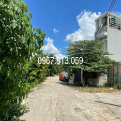 Đất sát bên Gò Vấp, Đường Thạnh Xuân 13, DT:12x55m, hướng tây nam