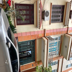 Cho thuê nhà mặt phố Vũ Tông Phan diện tích 60 m2 x 3,5 mt 4m