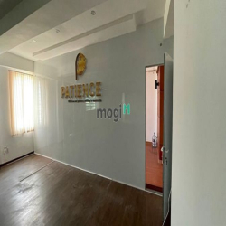 Văn phòng 90m2, giá chỉ 15triệu/tháng, Gần sân bay, ngay trung tâm thà