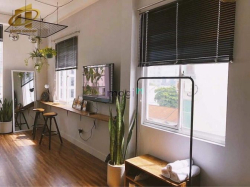 Studio Balcon mặt tiền Bến Vân Đồn, ngay cầu Khánh Hội, đh Luật, NTT