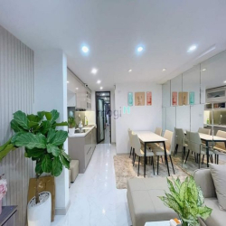 Tập Thể Thái Thịnh, 60m2, 2pn, Tầng 1, giá 2.62 tỷ