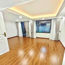 Cho thuê nhà Nguyễn Thị Định, Dt90m X4T lô góc, 38tr/th
