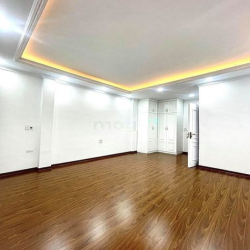 Cho thuê nhà Nguyễn Thị Định, Dt90m X4T lô góc, 38tr/th