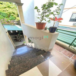 Bán biệt thự mặt phố Xuân Đỉnh– 255m2, MT10m, ÔTÔ– KD sầm uất–Gía 40Tỷ