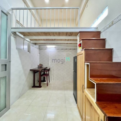 Phòng gác lửng cao cấp có bảo vệ thang máy gần Âu Cơ Tân Phú