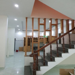 Bán nhà lầu đường Man Thiện, Hiệp Phú, Q9. 7 tỷ 5/ 84m2
