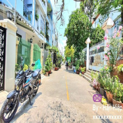 Bán nhà lầu đường Man Thiện, Hiệp Phú, Q9. 7 tỷ 5/ 84m2